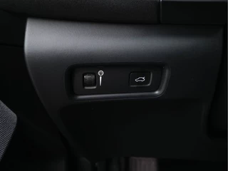 Polestar 2 (INCL-BTW) *PANO | DIGI-COCKPIT | HARMAN/KARDON-SOUND | FULL-LED | SURROUND-VIEW | BLIND-SPOT |  KEYLESS | MEMORY-PACK | ADAPTIVE-CRUISE | SPORT-SEATS | 20