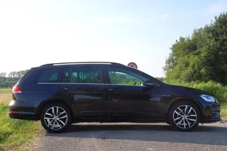 Volkswagen Golf Volkswagen Golf Variant 1.5 TSI Highline / R Line / 150PK / BTW Auto / DSG / ACC / StoelVW / 100% Onderhoud / Trekhaak - afbeelding nr 4