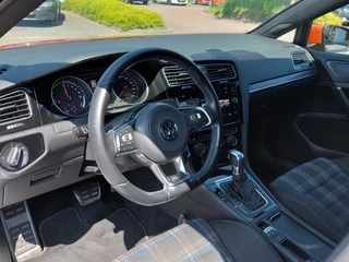 Volkswagen Golf 1.4 TSI PHEV GTE Executive | Navi | Clima | Adap.Cruise | Led Koplampen | Bluetooth Carkit+Streaming | Pdc V+A+Camera | Licht+Regensensor | Sfeerverlichting | Privacy Glass | 19''lm |Trekhaak - afbeelding nr 6