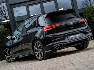 Volkswagen Golf Volkswagen Golf 1.5 eTSI R-Line|PANO|HEAD-UP|ACC|NAV|CAMERA - afbeelding nr 7