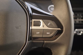 Peugeot e-208 Peugeot e-208 EV Allure Pack 50kWh -ECC-PDC-CAM-DAB- - afbeelding nr 16