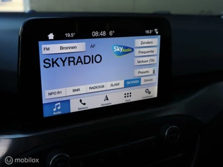 Ford Focus Ford Focus Wagon 125 PK H6 Titanium Navigatie DonkerGlas Trekhaak Chroom Clima Pdc V+A - afbeelding nr 20