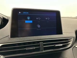 Peugeot 3008 Peugeot 3008 1.2 PureTech Blue Lease Executive CARPLAY CAMERA - afbeelding nr 28