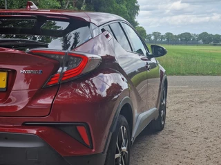 Toyota C-HR Toyota C-HR 1.8 Hybrid Executive | 24mnd Garantie | Incl. Beurt & APK | - afbeelding nr 19