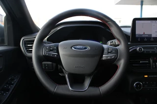 Ford Kuga Ford Kuga 2.5 PHEV ST-Line X 225pk | Panoramadak | Adaptive cruise control | Technology Pack | Winterpack | Dodehoeksensoren - afbeelding nr 18