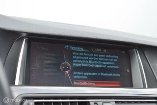 BMW 5 Serie BMW 520d Touring Luxury Mineralgrau Leder Pano HUD 360°Cam Comfortstoelen Keyless 18