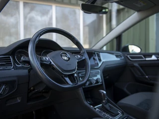 Volkswagen Golf Sportsvan Volkswagen Golf Sportsvan 1.5TSi 150pk ACT DSG Highline | LED | Pano | Trekhaak wegklapb. | Park Assist | Voorruitverwarming | Camera achter | Winterpakket | Navi | ACC | Alarm | Spiegelpakket - afbeelding nr 3