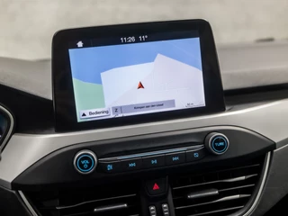 Ford Focus (APPLE CARPLAY, GROOT NAVI, ZWART DAK, GETINT GLAS, LANE ASSIST, SPORTSTOELEN, CRUISE, LM VELGEN, PARKEERSENSOREN, NIEUWSTAAT) - afbeelding nr 18