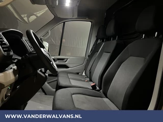 Volkswagen Crafter Volkswagen Crafter 2.0 TDI 141pk L3H2 L2H1 Euro6 Airco | Camera | Apple Carplay | Android Auto Bijrijdersbank - afbeelding nr 13