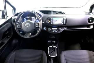 Toyota Yaris Toyota Yaris 1.5 Hybrid Hybrid Dynamic. A.CAMERA NAVI 