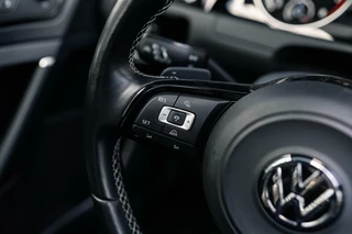 Volkswagen Golf Volkswagen Golf 2.0 TSI R 4Motion Pano Dsg DCC Dynaudio - afbeelding nr 25