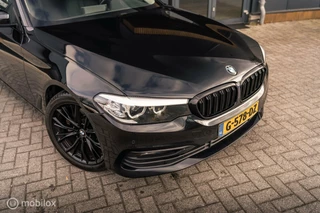 BMW 5 Serie BMW 520i Touring M Perf. | 2020 | Black Pack | Panodak|NAP - afbeelding nr 2