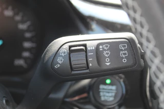 Ford Fiesta Ford Fiesta 1.0 EcoBoost Titanium , 100pk Climate control , Camera , Voorruit verwarming , Cruise control B en O audio , Park Asist , - afbeelding nr 11
