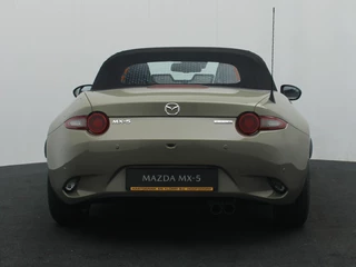 Mazda MX-5 Mazda MX-5 Roadster 1.5 SkyActiv-G Homura met Driver Assistance pakket en RECARO-sportstoelen : dealer onderhouden - afbeelding nr 7