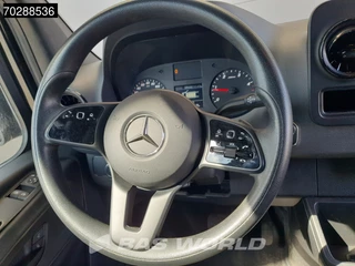 Mercedes-Benz Sprinter Mercedes Sprinter 317 CDI Automaat L2H2 3500KG Trekhaak Airco Camera MBUX CarPlay Euro6 L2 12m3 Airco Trekhaak - afbeelding nr 16