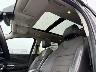 Ford Kuga Ford Kuga 1.5 Ecoboost Titanium Styling Pack 150pk | Trekhaak | Panoramadak | Touch Screen | Xenon | Achteruitrijcamera - afbeelding nr 33