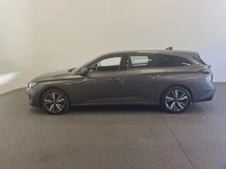 Peugeot 308 Peugeot 308 SW 1.6 PHEV 180pk Active Pack Business Navigatie Carplay PDC VA + Camera 17
