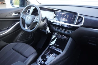 Opel Grandland Opel Grandland 1.2 Turbo GS / Automaat / Trekhaak / Camera / Ad. Cruise / Stoel- en stuurverwarming - afbeelding nr 17