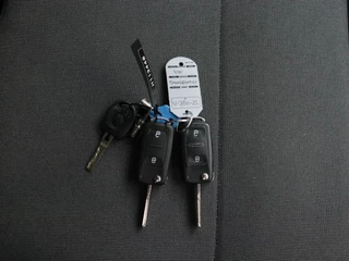 Volkswagen Transporter | Airco | Betimmering | 3-Persoons - afbeelding nr 5