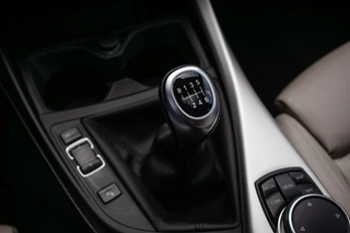BMW 1 Serie BMW 1 Serie 116i Centennial High Executive - All-in rijklrprs | Leer | Panodak | mooie uitvoering - afbeelding nr 23