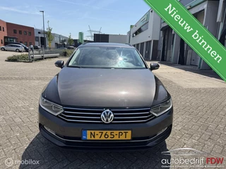 Volkswagen Passat Volkswagen Passat Variant 1.6 TDI/DSG/PANO-DAK/CAMERA/PDC/ - afbeelding nr 2