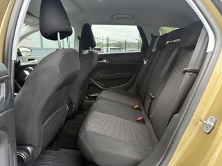Peugeot 308 Peugeot 308 SW 1.2 PureTech Allure 1e Eigenaar,131pk,Navi,Clima,6 Bak,Cruise,PDC,Trekhaak,Apple Carplay,Dealer Onderhouden,APK tot 05-2026 - afbeelding nr 8