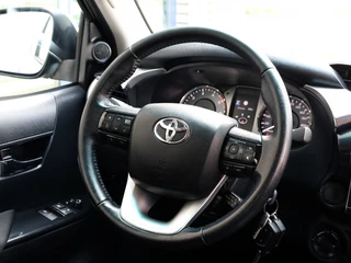 Toyota Hilux Toyota Hilux 2.8 D-4D XtraCab Professional Premium | Automaat | 3500 KG Trekg - afbeelding nr 19