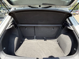 Volkswagen T-Roc Volkswagen T-Roc 1.0 TSI Style/Climate control/Stoelverwarming/AppleCarplay - afbeelding nr 32