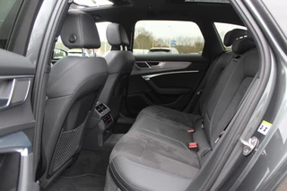 Audi A6 Audi A6 Avant 55 TFSI e quattro Competition / Trekhaak / Panoramadak / 360Camera / Head-up / Softclose / Stuurverwarming / Apple CarPlay / DAB / ACC / Stoelverwarming V+A - afbeelding nr 11