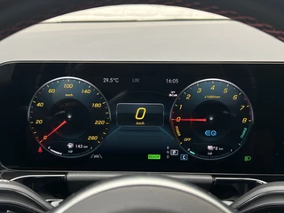 Mercedes-Benz B-Klasse Mercedes-Benz B-Klasse 250 e AMG Line | Camera | MBUX | Ambient Light | DAB+ | LED | CarPlay - afbeelding nr 16