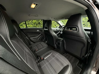 Mercedes-Benz A-Klasse Mercedes A-klasse 220 4Matic Prestige, CRUISE, NAVI, CAMERA, LEDER, LED, XENON, AIRCO, PDC, LICHTMETAAL 18