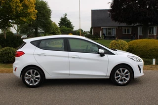 Ford Fiesta Ford Fiesta 1.1 Trend airco/navi/cruise/carplay+android auto/lm velgen 5-drs - afbeelding nr 19