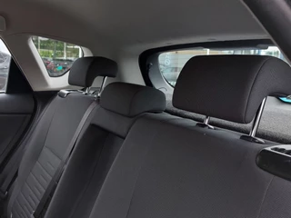 Toyota Auris Toyota Auris 1.2T 116pk Aspiration 5-Deurs | Origineel NL | 1300kg Trekgewicht | Navi | Clima | Cruise | Achteruitrijcamera | Rijstrook+Licht+Regensensor | Mistlampen | 16''lm | Trekhaak - afbeelding nr 24