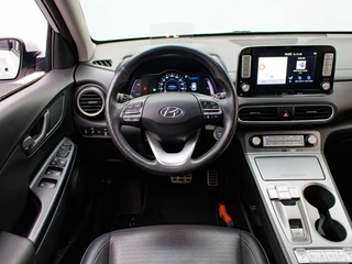Hyundai Kona Hyundai Kona EV Premium 64 kWh | Verlaagd | Trekhaak tbv fietsendrager - afbeelding nr 3