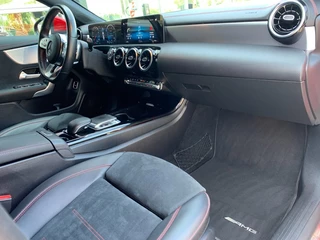 Mercedes-Benz CLA Mercedes-Benz CLA Shooting Brake 180 Premium cruise/airco/lane assist - afbeelding nr 16