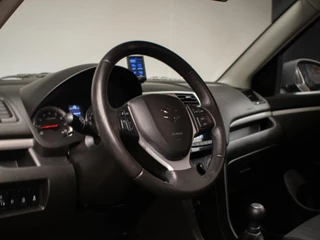 Suzuki Swift Suzuki Swift 1.2 Dynamic EASSS Sport (AIRCO,CRUISE,BLUETHOOT,LED,SPORTSTOELEN,NIEUWE APK,LM VELGEN,NETTESTAAT) - afbeelding nr 22