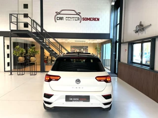 Volkswagen T-Roc Volkswagen T-Roc 1.5 TSI R-Line/ Camera/ Pano.Dak/ Virtual Dashboard - afbeelding nr 29