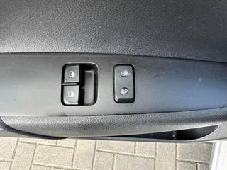 Kia Picanto Kia Picanto 1.2 CVVT Dynamic Automaat Airco - afbeelding nr 28