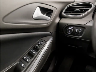 Opel Grandland X Opel Grandland X 1.2 Turbo Business+ (APPLE CARPLAY, GROOT NAVI, STUUR/STOELVERWARMING, LEDER, SPORTSTOELEN, GETINT GLAS, DAB+, LANE ASSIST, NIEUWE APK, NIEUWSTAAT) - afbeelding nr 22
