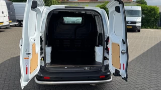 Ford Transit Courier Ford Transit Courier 1.5 TDCI 55KW 75PK EURO 6 AIRCO/ CRUISE CONTROL/ PARKEERSENSOREN/ 100% DEALERONDERHOUDEN - afbeelding nr 11