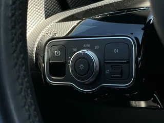 Mercedes-Benz A-Klasse Mercedes A-klasse 180 d Advantage, NIEUW MODEL, EURO 6, CRUISE, NAVI, LEDER, ACHTERUITCAMERA, ECC-AIRCO, STOELVERWARMING, LICHTMETAAL 16