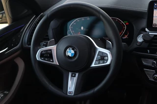 BMW X4 BMW X4 XDrive30i M Sport / PANODAK / ACC / KEYLESS / HUD / 360 / 21'' - afbeelding nr 27