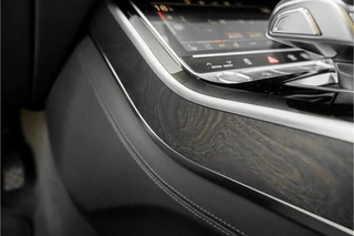 Audi A8 Audi A8 55 TFSI Quattro ProLine Plus B&O Matrix Schuifdak 4Wielsturing 20