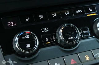 Škoda Karoq Skoda Karoq 1.5 TSI ACT Sportline / Trekh. / Navi / Carplay - afbeelding nr 23