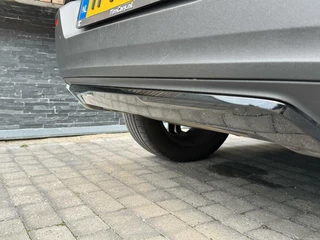 Volvo XC40 Volvo XC40 1.5 T5 Twin Engine R-Design Automaat | Achteruitrijcamera | LED verlichting | Trekhaak uitklapbaar | Stoelverwarming | Climate control | Cruise control adaptief | Dode hoek detectie | Getint glas | Parkeersensoren voor en achter - afbeelding nr 44