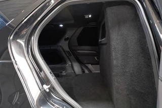 Land Rover Discovery Land Rover Discovery 5 HSE 3,0 TDV6 259 pk diesel Grijs Kenteken, Luchtvering, Meridian Audio ,( Incl.a.bank en ramen) - afbeelding nr 34