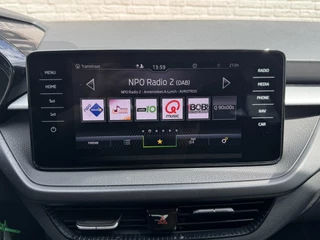 Škoda Fabia Skoda Fabia 1.0 TSI Ambition Clima Carplay Adaptive cruise Navigatie Pdc DAB radio - afbeelding nr 26