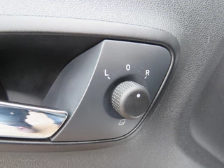 SEAT Ibiza SEAT Ibiza 1.0 TSI ECOTSI STYLE CON / Navi / Cruise / Sportvelgen - afbeelding nr 26