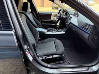 BMW 3 Serie BMW 3 Serie 320I Touring M SPORT Navi Xenon 19 Inch - afbeelding nr 16