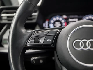 Audi A3 Automaat (APPLE CARPLAY, GROOT NAVI, CLIMATE, GETINT GLAS, SPORTSTOELEN, CRUISE, MATRIX LED, PARKEERSENSOREN, NIEUWSTAAT) - afbeelding nr 17